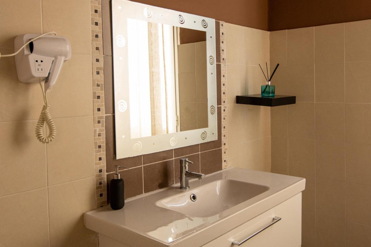 Granello Suite Central Genoa Exterior photo